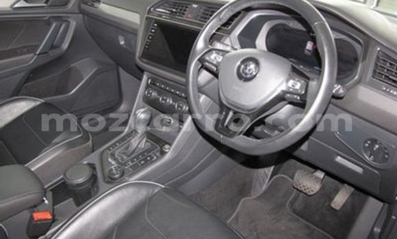 Buy Used Volkswagen Tiguan White Car in Chimoio in Manica Buy Used Volkswagen Tiguan White Car in Chimoio in Manica