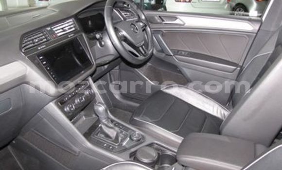 Buy Used Volkswagen Tiguan White Car in Chimoio in Manica Buy Used Volkswagen Tiguan White Car in Chimoio in Manica