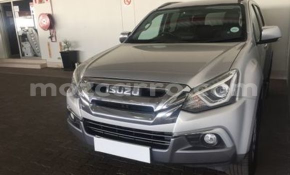 Buy Used Isuzu MU-X Silver Car in Beira in Sofala Buy Used Isuzu MU-X Silver Car in Beira in Sofala