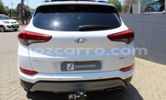 Buy Used Hyundai Tucson White Car in Chimoio in Manica Buy Used Hyundai Tucson White Car in Chimoio in Manica