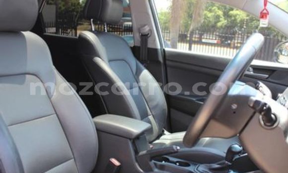 Buy Used Hyundai Tucson White Car in Chimoio in Manica Buy Used Hyundai Tucson White Car in Chimoio in Manica
