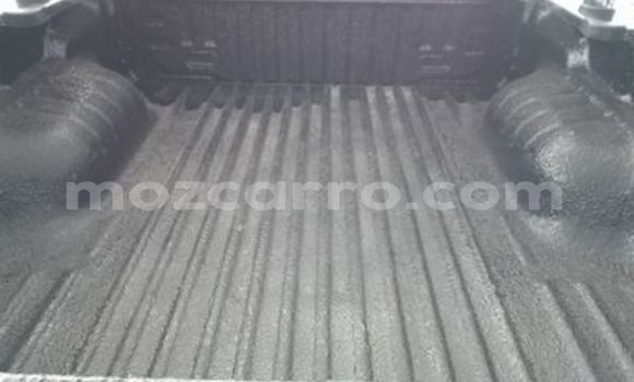 Buy Used Isuzu KB White Car in Chimoio in Manica Buy Used Isuzu KB White Car in Chimoio in Manica