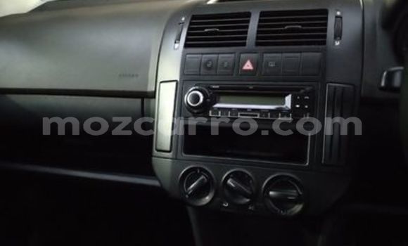 Tenga Tsaru Volkswagen Polo Nhema Mota in Zumbo in Tete Tenga Tsaru Volkswagen Polo Nhema Mota in Zumbo in Tete