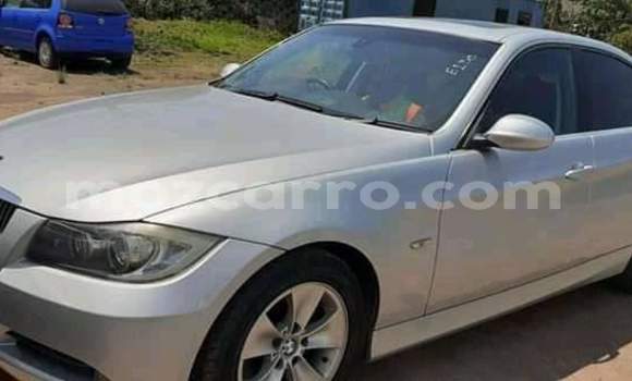 Comprar Usado BMW 321 Prata Carro em Zumbo em Tete
