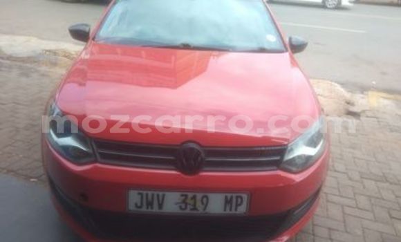 Nunua Ilio tumika Volkswagen Polo Nyekundu Gari ndani ya Zumbo nchini Tete Nunua Ilio tumika Volkswagen Polo Nyekundu Gari ndani ya Zumbo nchini Tete