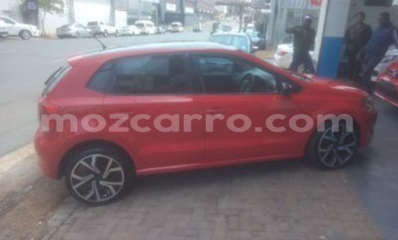 Tenga Tsaru Volkswagen Polo Tsvuku Mota in Zumbo in Tete Tenga Tsaru Volkswagen Polo Tsvuku Mota in Zumbo in Tete