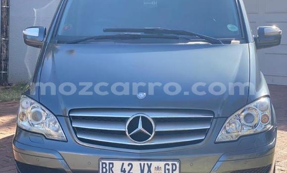 Comprar Usado Mercedes‒Benz Viano Prata Carro em Zumbo em Tete