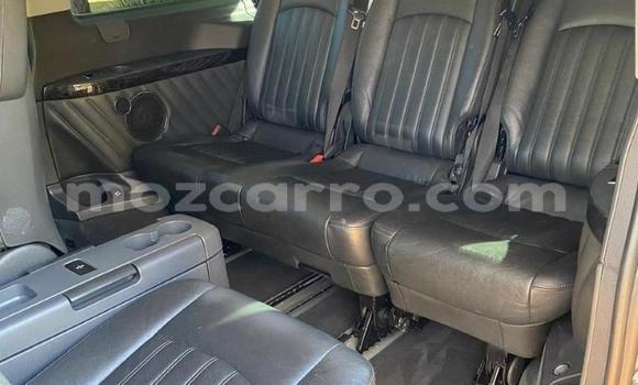 Tenga Tsaru Mercedes‒Benz Viano Sirivha Mota in Zumbo in Tete Tenga Tsaru Mercedes‒Benz Viano Sirivha Mota in Zumbo in Tete