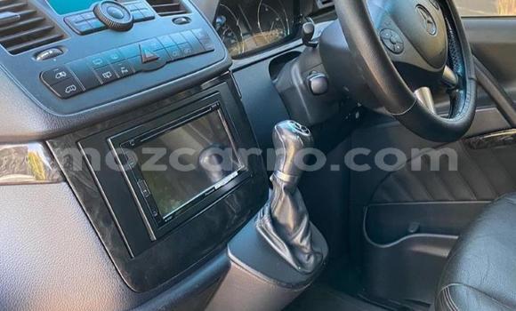 Tenga Tsaru Mercedes‒Benz Viano Sirivha Mota in Zumbo in Tete Tenga Tsaru Mercedes‒Benz Viano Sirivha Mota in Zumbo in Tete