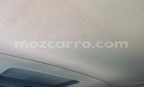 Tenga Tsaru Mercedes‒Benz Viano Sirivha Mota in Zumbo in Tete Tenga Tsaru Mercedes‒Benz Viano Sirivha Mota in Zumbo in Tete