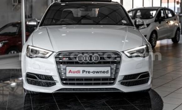 Tenga Tsaru Audi S3 Chena Mota in Chimoio in Manica