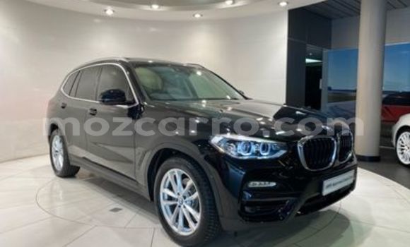Comprar Usado BMW X3 Preto Carro em Chimoio em Manica