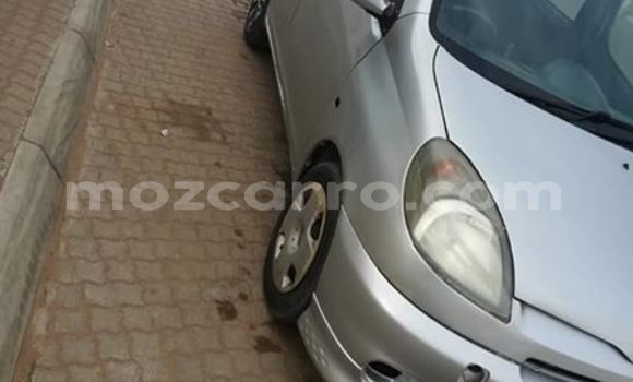 Comprar Usado Toyota FunCargo Prata Carro em Maputo em Maputo Comprar Usado Toyota FunCargo Prata Carro em Maputo em Maputo