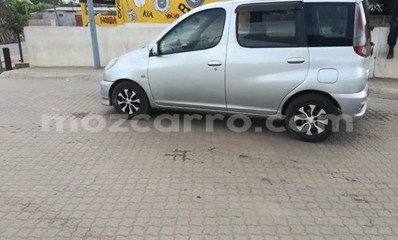 Comprar Usado Toyota FunCargo Prata Carro em Maputo em Maputo Comprar Usado Toyota FunCargo Prata Carro em Maputo em Maputo