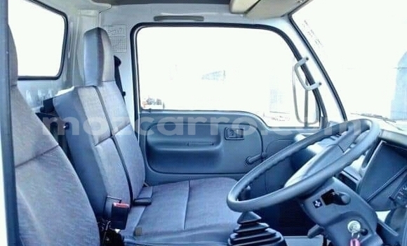 Tenga Tsaru Nissan UD Chena Rori in Achachinja in Tete Tenga Tsaru Nissan UD Chena Rori in Achachinja in Tete