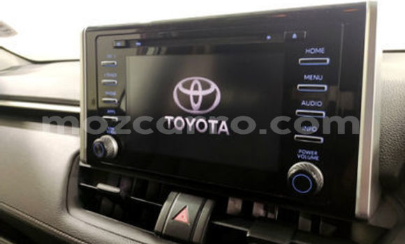 Buy Used Toyota RAV4 White Car in Xai-Xai in Gaza Buy Used Toyota RAV4 White Car in Xai-Xai in Gaza