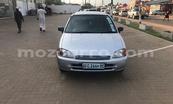 Comprar Usado Toyota Starlet Prata Carro em Maputo em Maputo Comprar Usado Toyota Starlet Prata Carro em Maputo em Maputo