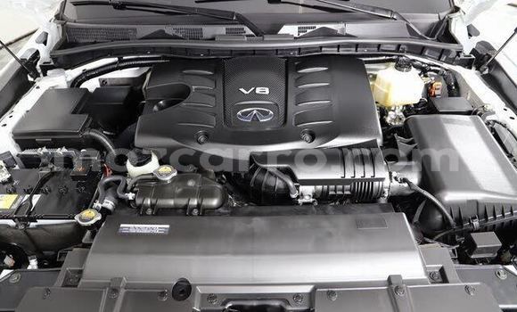 Tenga Tsaru Infiniti QX80 Chena Mota in Angoche in Nampula Tenga Tsaru Infiniti QX80 Chena Mota in Angoche in Nampula