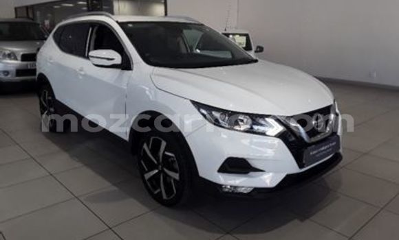 Buy Used Nissan Qashqai White Car in Mecula in Niassa Buy Used Nissan Qashqai White Car in Mecula in Niassa