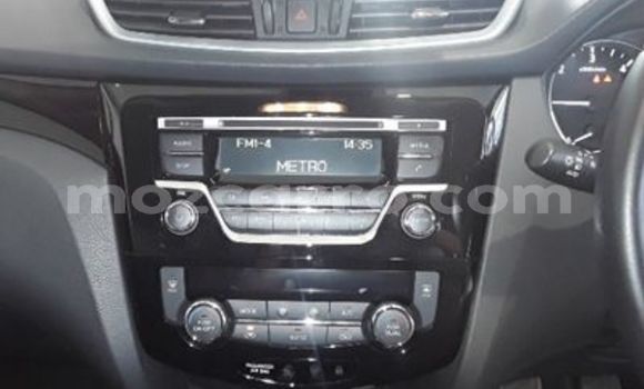 Buy Used Nissan Qashqai White Car in Mecula in Niassa Buy Used Nissan Qashqai White Car in Mecula in Niassa