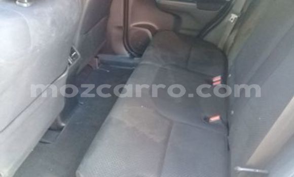 Buy Used Honda CR-V White Car in Chimoio in Manica Buy Used Honda CR-V White Car in Chimoio in Manica