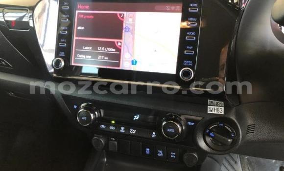 Buy Used Toyota Hilux Brown Car in Maputo in Maputo Buy Used Toyota Hilux Brown Car in Maputo in Maputo