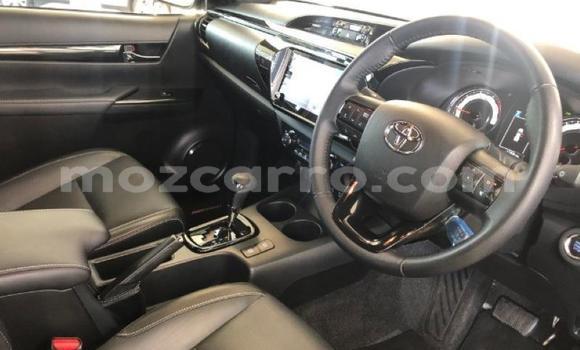 Buy Used Toyota Hilux Brown Car in Maputo in Maputo Buy Used Toyota Hilux Brown Car in Maputo in Maputo