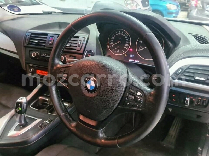 Big with watermark bmw 3 series tete mutarara 9543