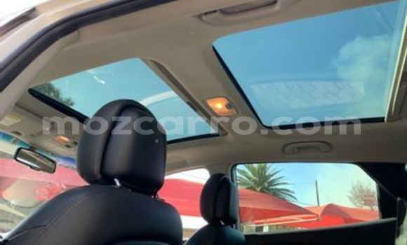 Buy Used Hyundai ix35 White Car in Maputo in Maputo Buy Used Hyundai ix35 White Car in Maputo in Maputo