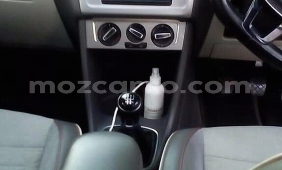 Tenga Tsaru Volkswagen Polo Chena Mota in Achachinja in Tete Tenga Tsaru Volkswagen Polo Chena Mota in Achachinja in Tete