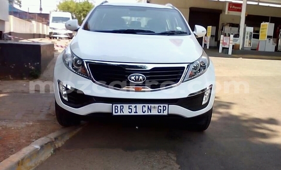Comprar Usado Kia Sportage Prata Carro em Mutarara em Tete Comprar Usado Kia Sportage Prata Carro em Mutarara em Tete