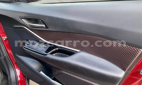 Tenga Tsaru Toyota C-HR Tsvuku Mota in Achachinja in Tete Tenga Tsaru Toyota C-HR Tsvuku Mota in Achachinja in Tete