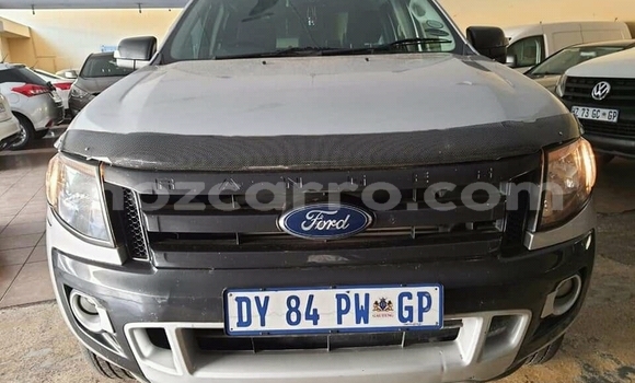 Comprar Usado Ford Ranger Prata Carro em Mutarara em Tete