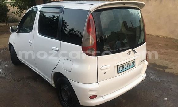 Comprar Usado Toyota FunCargo Branco Carro em Maputo em Maputo Comprar Usado Toyota FunCargo Branco Carro em Maputo em Maputo