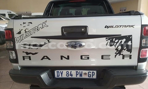 Tenga Tsaru Ford Ranger Sirivha Mota in Achachinja in Tete Tenga Tsaru Ford Ranger Sirivha Mota in Achachinja in Tete