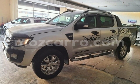 Tenga Tsaru Ford Ranger Sirivha Mota in Achachinja in Tete Tenga Tsaru Ford Ranger Sirivha Mota in Achachinja in Tete