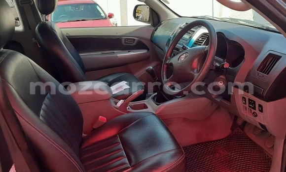 Tenga Tsaru Toyota Hilux Sirivha Mota in Achachinja in Tete Tenga Tsaru Toyota Hilux Sirivha Mota in Achachinja in Tete