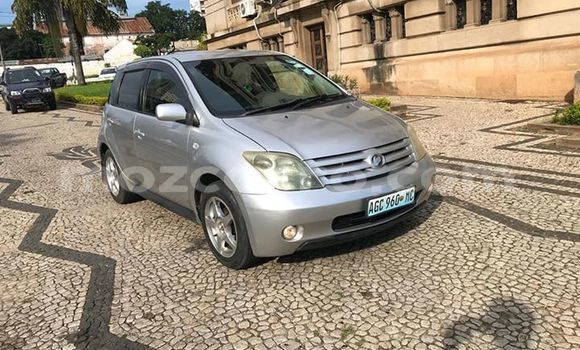 Comprar Usado Toyota IST Prata Carro em Maputo em Maputo Comprar Usado Toyota IST Prata Carro em Maputo em Maputo
