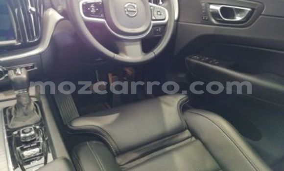 Tenga Tsaru Volvo XC60 Chena Mota in Chimoio in Manica Tenga Tsaru Volvo XC60 Chena Mota in Chimoio in Manica