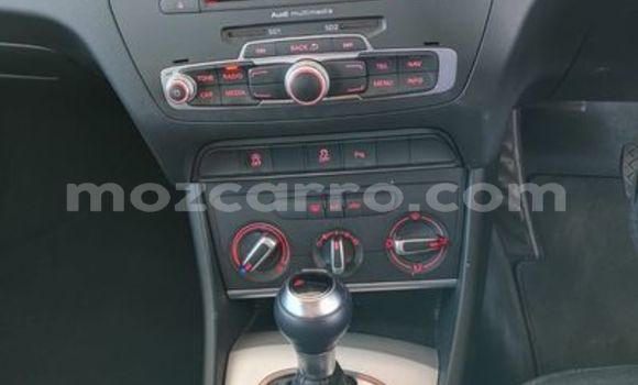 Buy Used Audi Q3 Silver Car in Beira in Sofala Buy Used Audi Q3 Silver Car in Beira in Sofala