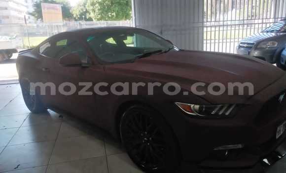 Tenga Tsaru Ford Mustang Tsvuku Mota in Achachinja in Tete Tenga Tsaru Ford Mustang Tsvuku Mota in Achachinja in Tete