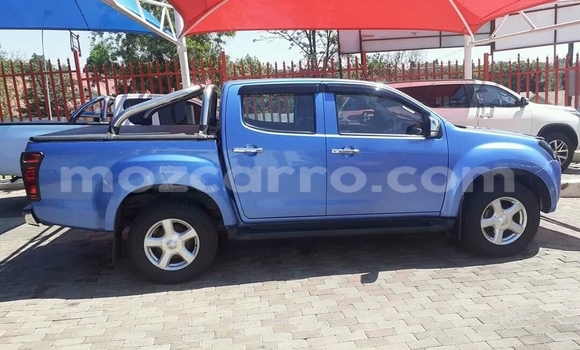 Tenga Tsaru Isuzu KB Bhuruu Mota in Achachinja in Tete Tenga Tsaru Isuzu KB Bhuruu Mota in Achachinja in Tete