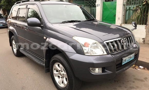 Tenga Tsaru Toyota Land Cruiser Prado Nhema Mota in Maputo in Maputo