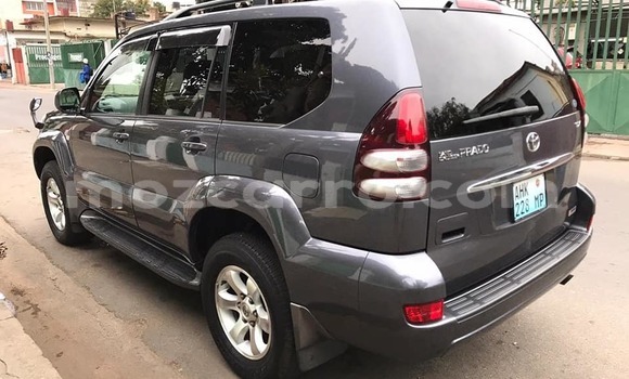 Comprar Usado Toyota Land Cruiser Prado Preto Carro em Maputo em Maputo Comprar Usado Toyota Land Cruiser Prado Preto Carro em Maputo em Maputo