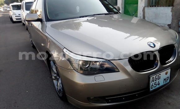 Comprar Usado BMW 5-Series Prata Carro em Maputo em Maputo