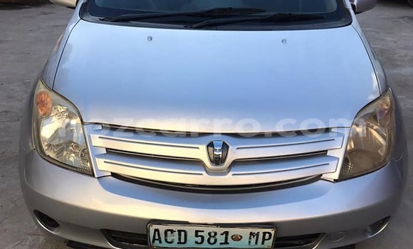 Buy Used Toyota IST Silver Car in Maputo in Maputo