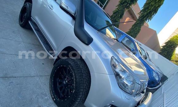 Nunua Ilio tumika Toyota Prado Fedha Gari ndani ya Maputo nchini Maputo Nunua Ilio tumika Toyota Prado Fedha Gari ndani ya Maputo nchini Maputo