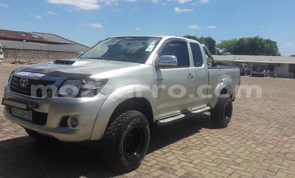 Buy Used Toyota Hilux Silver Car in Maputo in Maputo Buy Used Toyota Hilux Silver Car in Maputo in Maputo