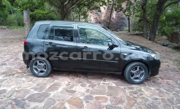 Comprar Usado Mazda Demio Preto Carro em Maputo em Maputo