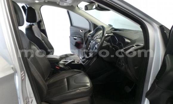 Tenga Tsaru Ford Kuga Zvimwe Mota in Beira in Sofala Tenga Tsaru Ford Kuga Zvimwe Mota in Beira in Sofala